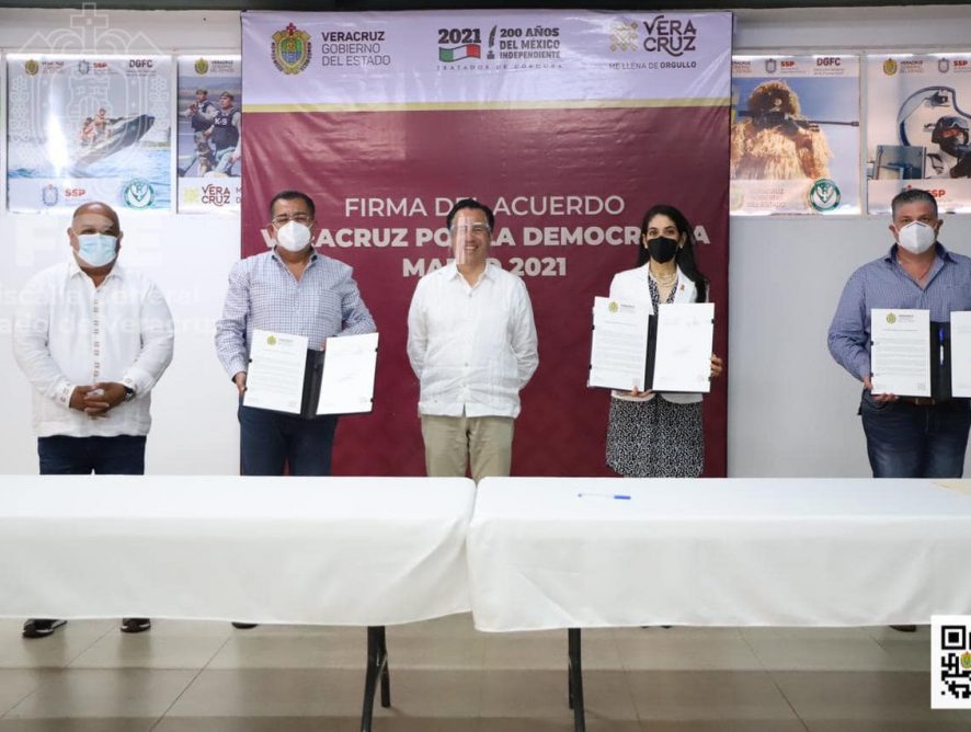 Firma “Acuerdo Veracruz por la Democracia 2021”