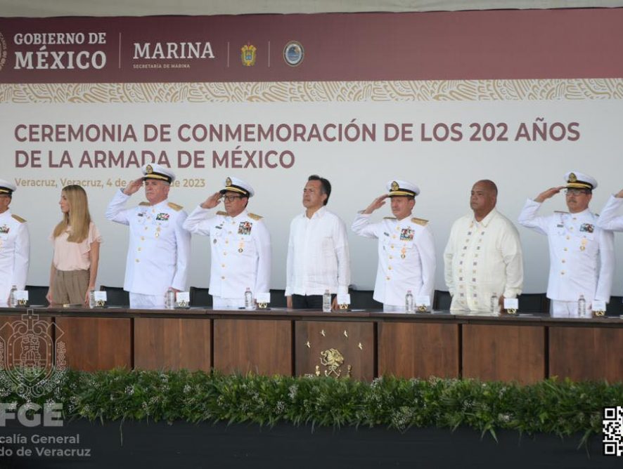 Asiste Fiscal General al CCII Aniversario de la Creación de la Armada de México