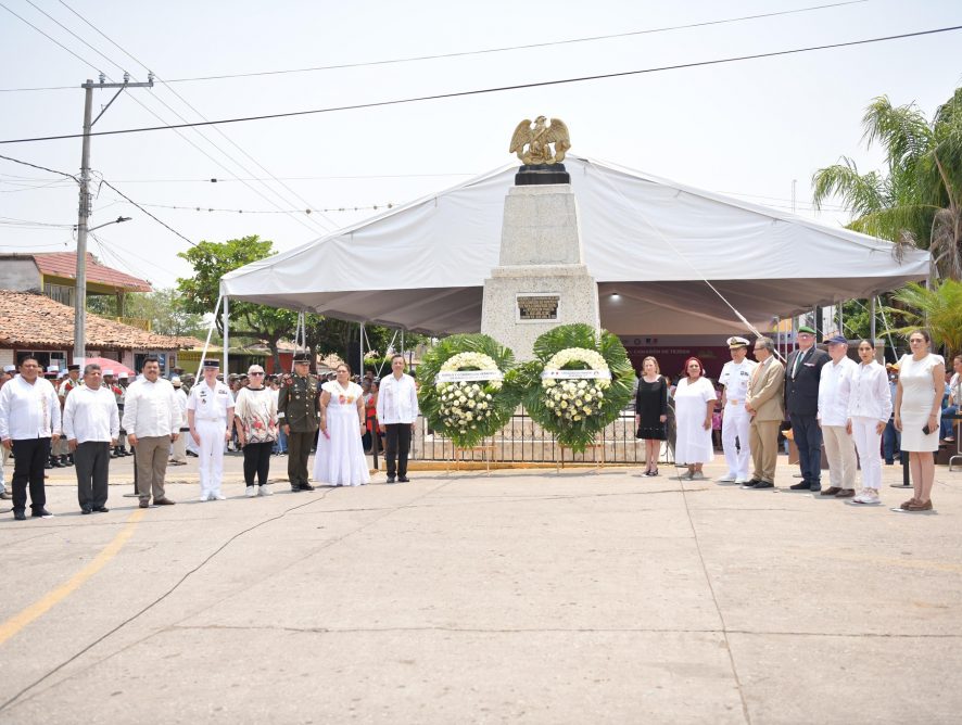 Fiscalía General asiste a la Ceremonia Conmemorativa del 161 Aniversario de la Batalla de Camarón de Tejeda.