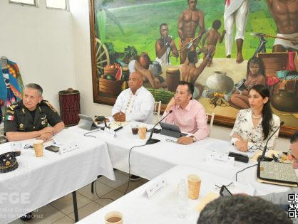 En Yanga, la Fiscal General informa en la COESCONPAZ vinculación a proceso en Coatzacoalcos en contra de José Francisco “N” presunto responsable del feminicidio de su madre, así como imputaciones y vinculaciones a proceso.