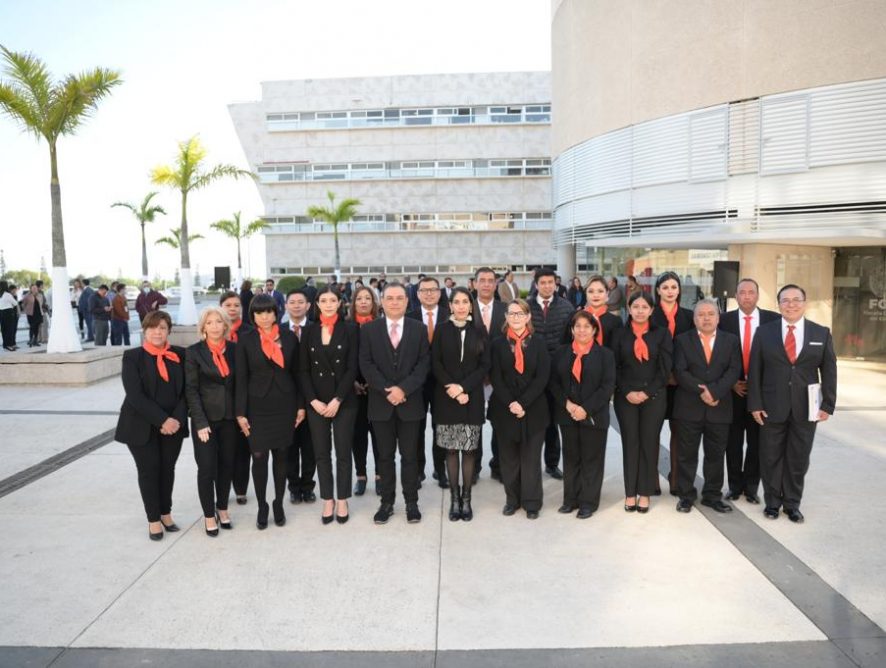 FISCAL GENERAL ENCABEZA CEREMONIA DE HONORES A LA BANDERA EN OFICINAS CENTRALES