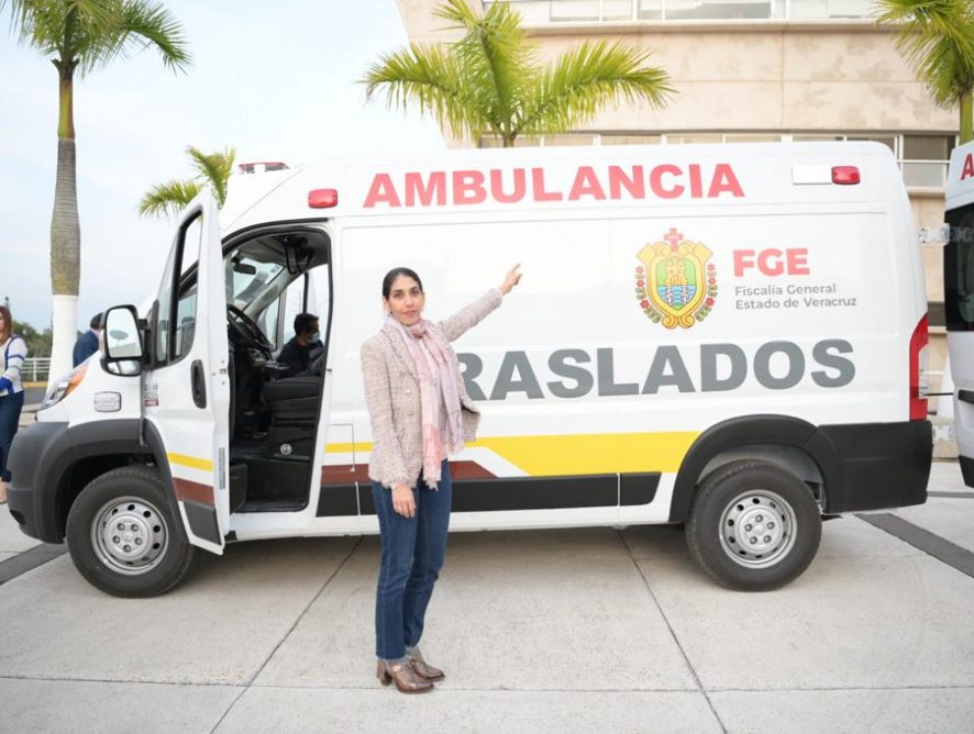 ENTREGA FISCAL GENERAL AMBULANCIA PARA USO EN OFICINAS CENTRALES