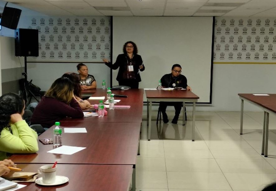 FGE realiza reunión de trabajo con Fiscales Especializadas de Xalapa, Coatepec y el Centro de Justicia para las Mujeres de Xalapa