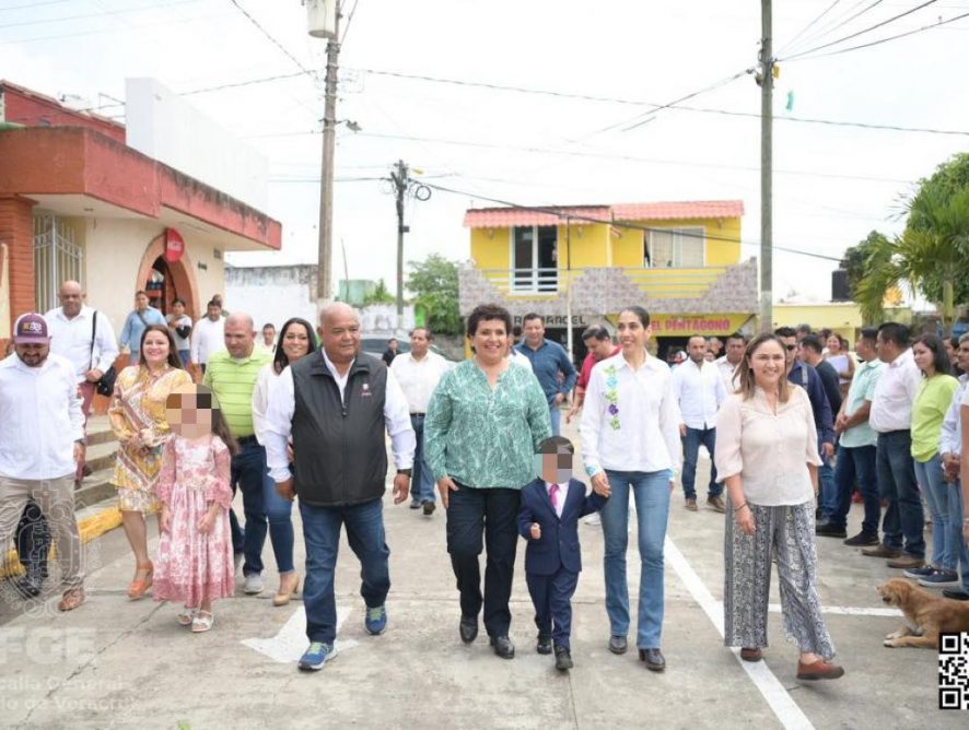 Entrega de nombramientos a integrantes de Cabildo Infantil y encargado del Registro Civil