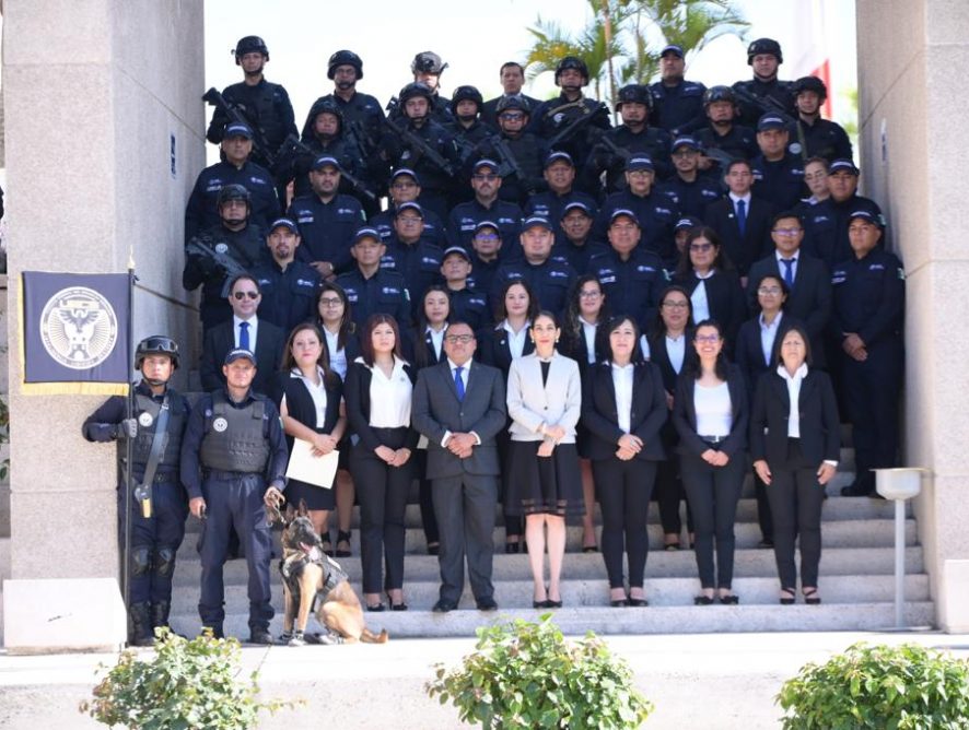 Fiscal General encabeza Ceremonia de Honores a la Bandera en Oficinas Centrales