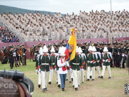 LA FISCAL GENERAL ASISTE A LA CEREMONIA CONMEMORATIVA POR EL BICENTENARIO DEL HEROICO COLEGIO MILITAR