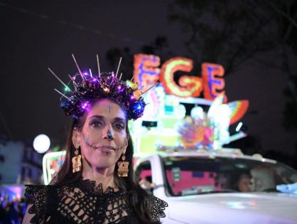 FISCALÍA GENERAL PARTICIPA EN EL DESFILE DE CATRINAS NEÓN 2023