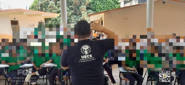 Capacita UECS a alumnos en prevención a los delitos de engaño telefónico y extorsión