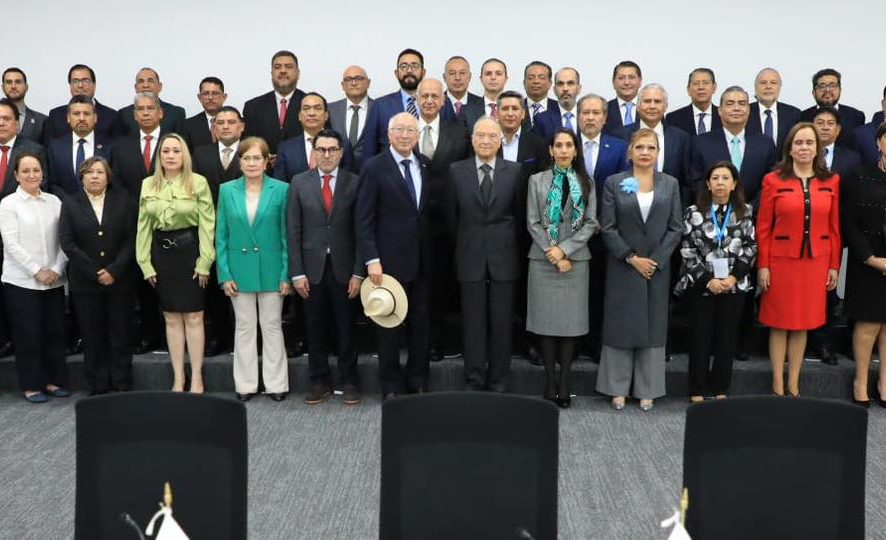 Fiscal General asiste a la L Asamblea Plenaria de la Conferencia Nacional de Procuración de Justicia.