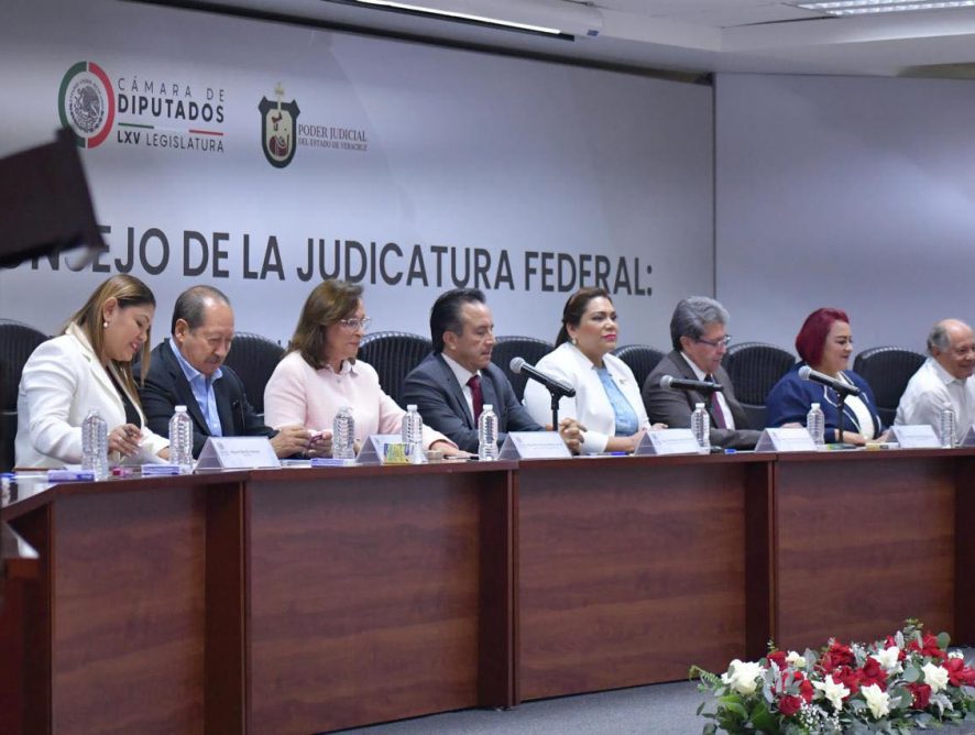 LA FISCAL GENERAL ASISTE A LOS DIÁLOGOS NACIONALES SOBRE LA REFORMA DEL PODER JUDICIAL