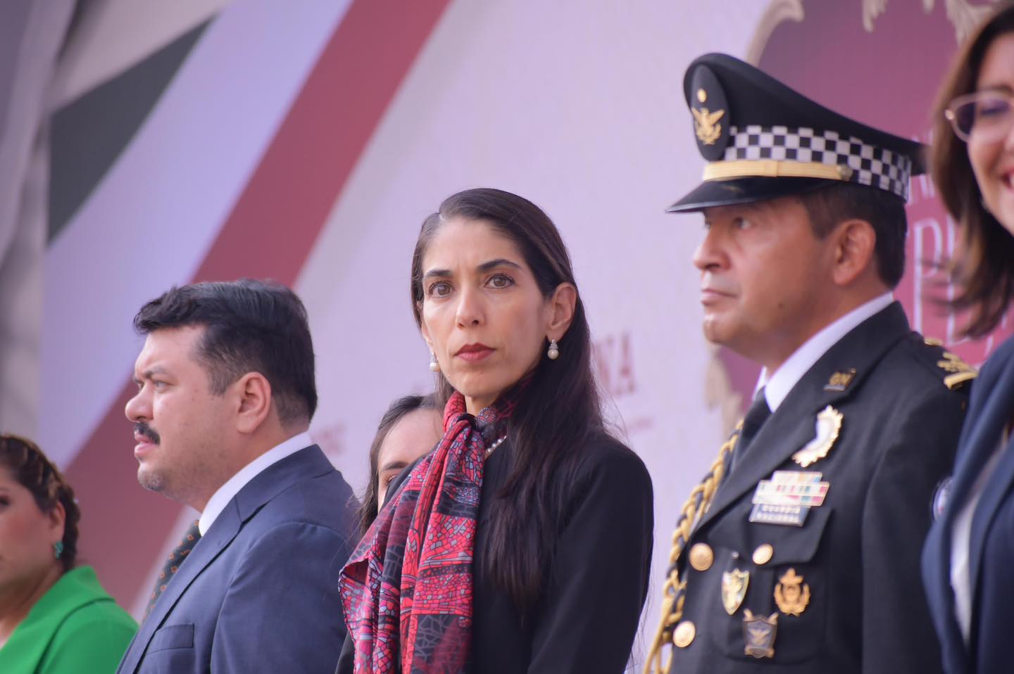 FISCAL GENERAL ASISTE AL DESFILE CÍVICO-MILITAR EN CONMEMORACIÓN DEL 214 ANIVERSARIO DEL INICIO DE LA INDEPENDENCIA DE MÉXICO