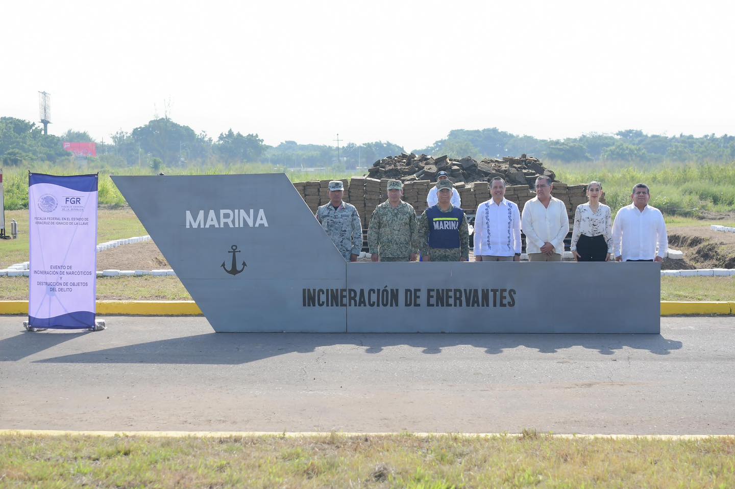 FISCAL GENERAL PARTICIPA EN CEREMONIA DE INCINERACIÓN DE ENERVANTES