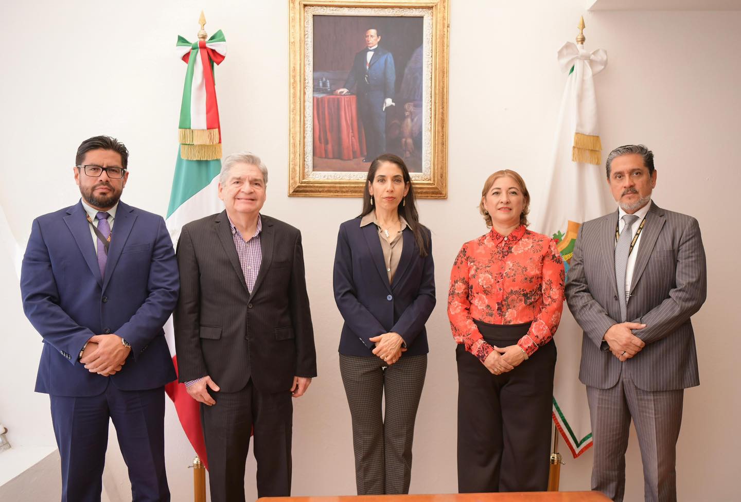 FISCAL GENERAL SOSTIENE REUNIÓN CON LA PRESIDENTA MUNICIPAL DE ÁLAMO