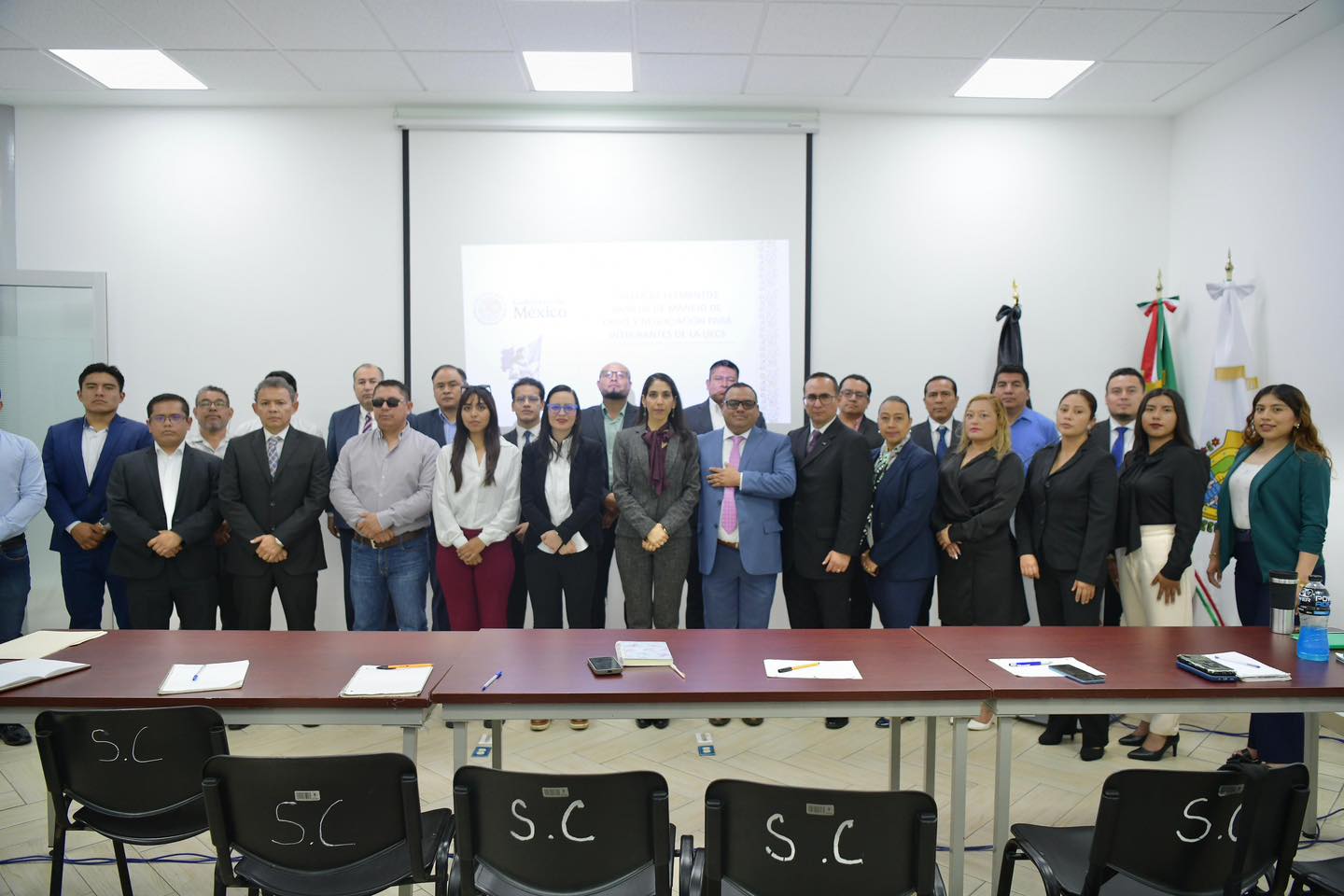 FISCAL GENERAL INAUGURA CURSO TALLER DENOMINADO “ELEMENTOS BÁSICOS DE MANEJO DE CRISIS Y NEGOCIACIÓN”