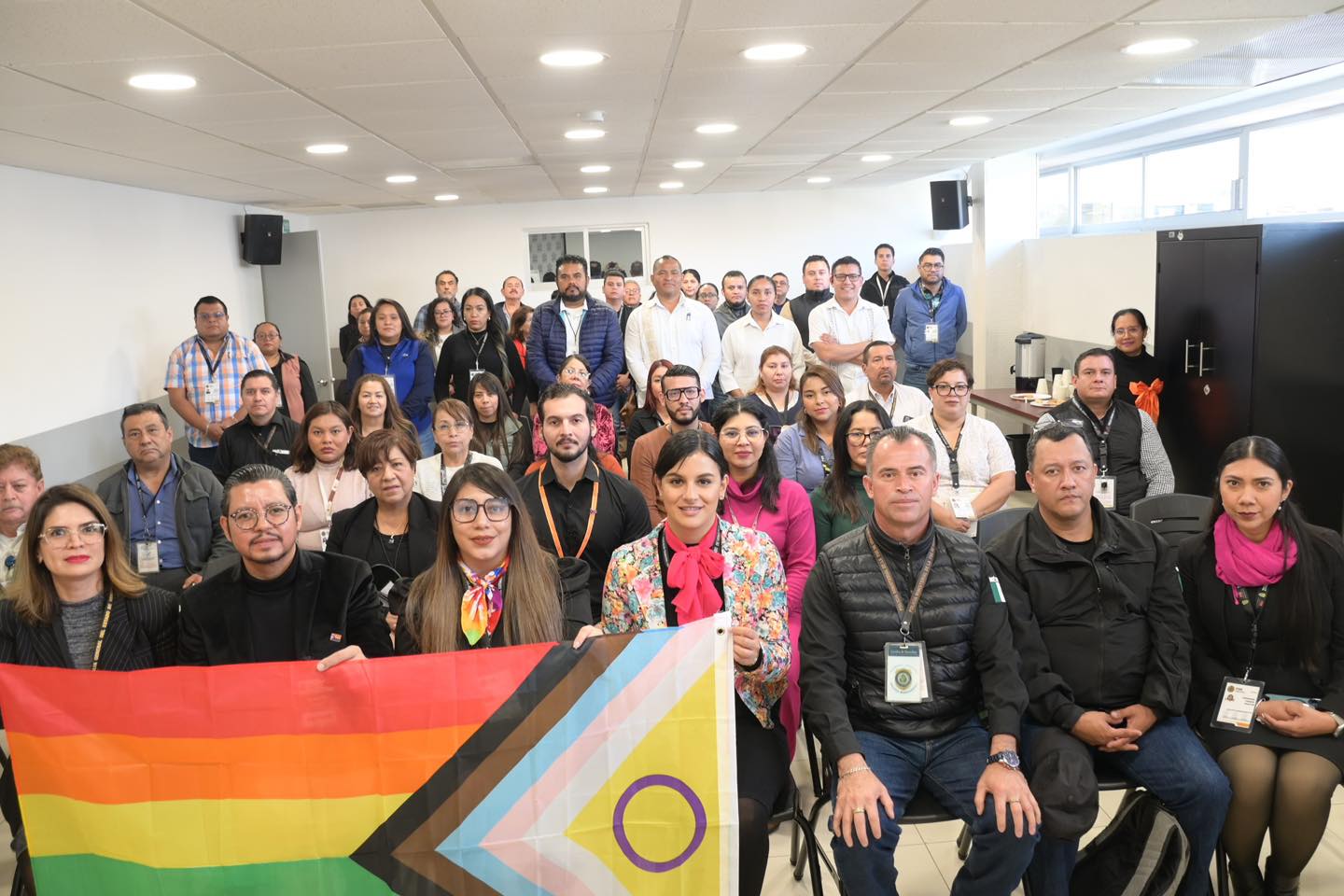 FGE LLEVA A CABO CONFERENCIA DENOMINADA “CULTURA DE PAZ PARA EL RESPETO A LOS DERECHOS HUMANOS DE LA POBLACIÓN DIVERSA”.