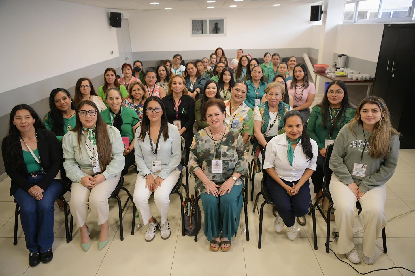FGE LLEVA A CABO EL TALLER “CONTENCIÓN EMOCIONAL PARA MADRES TRABAJADORAS”.