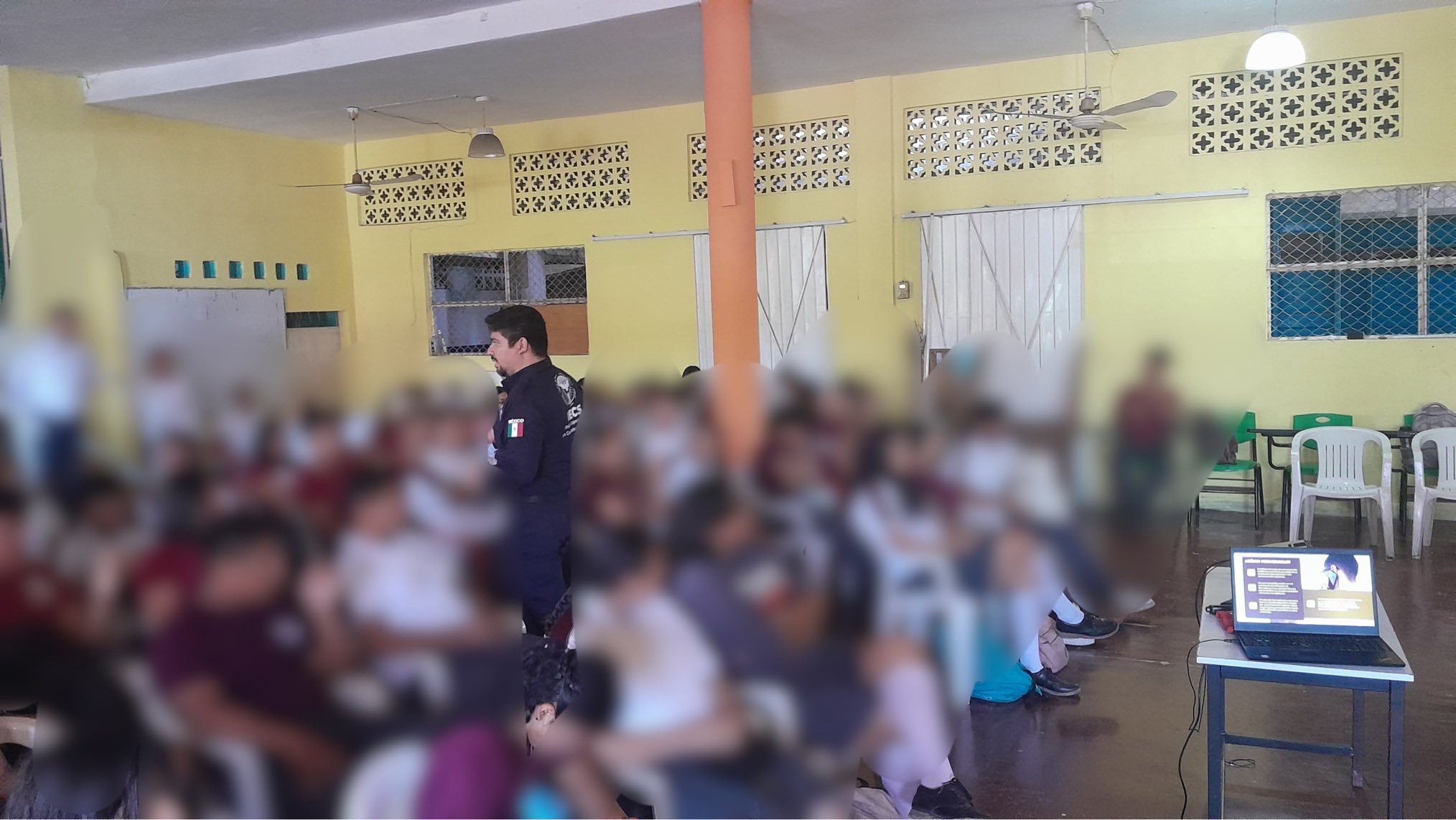 Imparte UECS plática preventiva a estudiantes