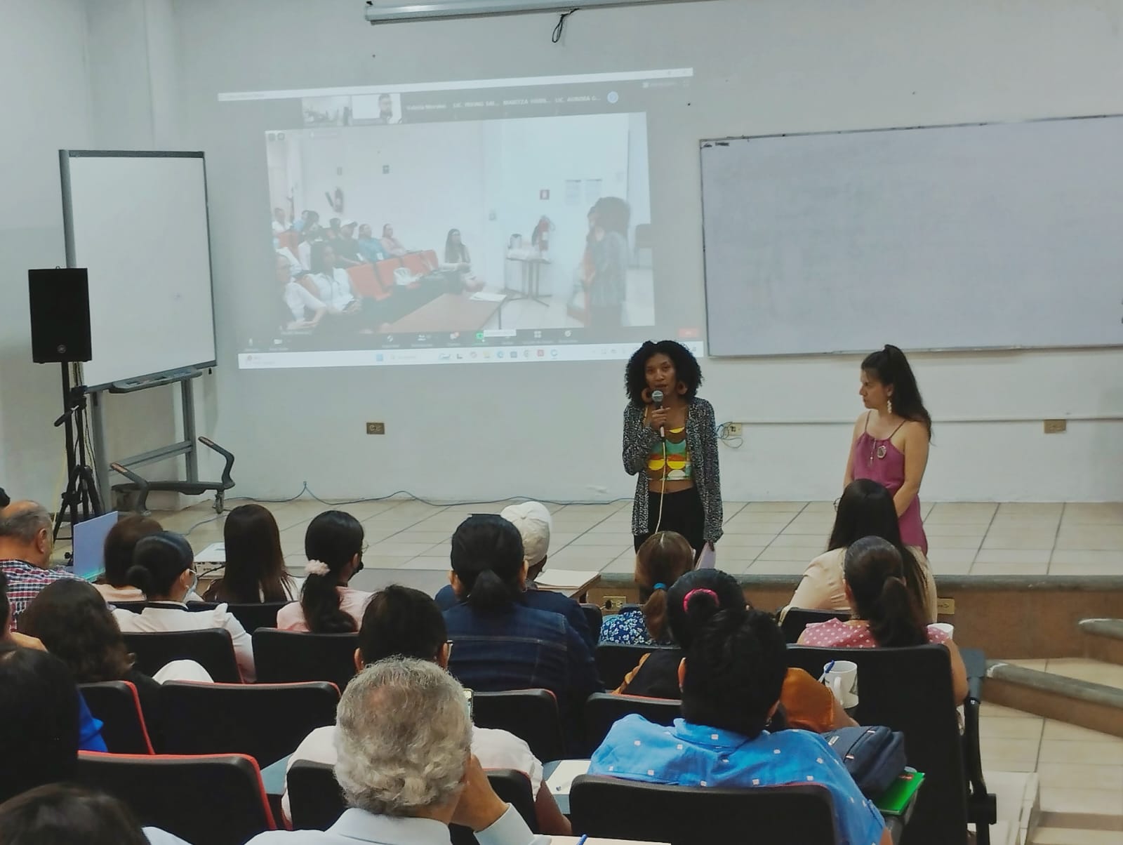 FGE PRESENTÓ EL CINE-FORO, CREADO POR EL CENTRO COMUNITARIO CASA COYOLILLO.