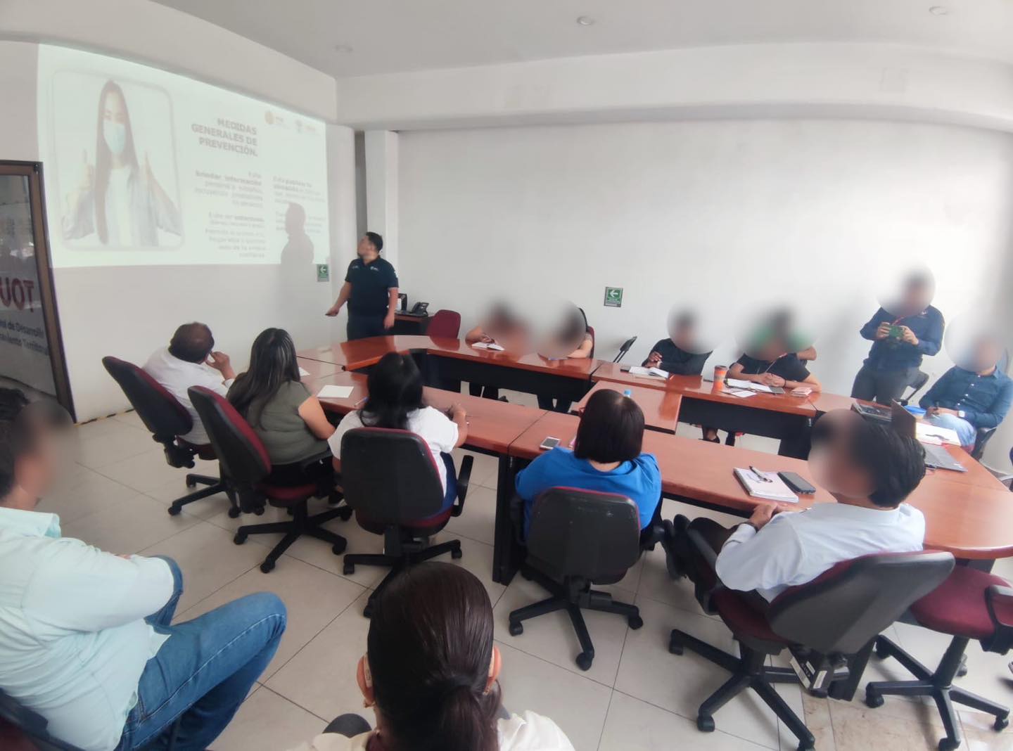 UECS IMPARTE PLÁTICA PREVENTIVA RELACIONADA AL SECUESTRO Y ENGAÑO TELEFÓNICO