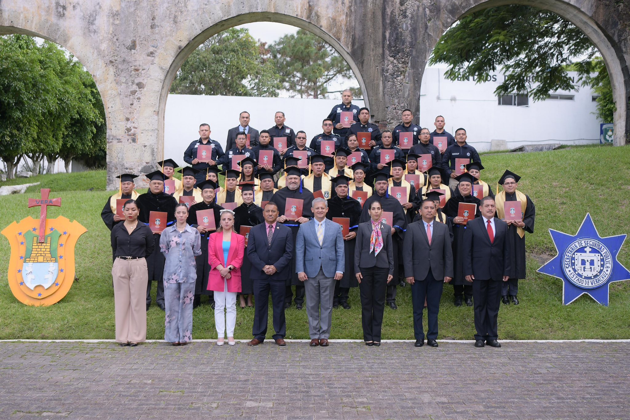 FISCAL GENERAL ASISTE A CEREMONIA DE GRADUACIÓN EN EL CEIS
