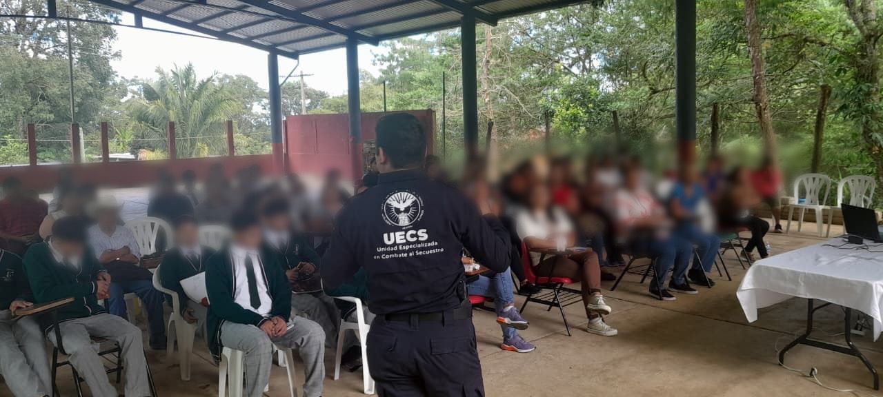 UECS IMPARTE PLÁTICA PREVENTIVA RELACIONADA AL ENGAÑO TELEFÓNICO, SEXTING, CIBERBULLYING Y GROOMING