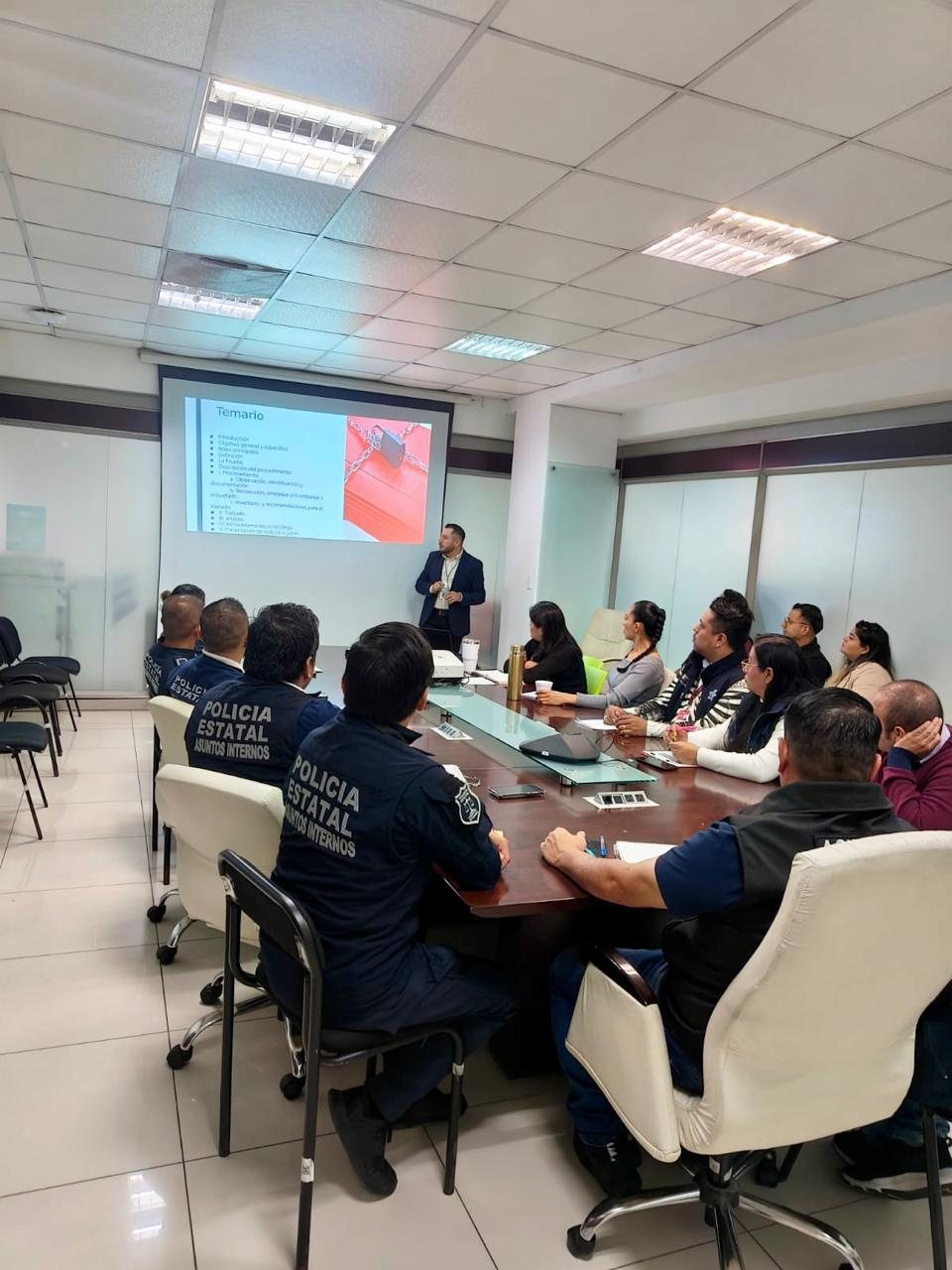 FGE concluye la “Jornada de Capacitación para el Fortalecimiento del Control Interno Policial”