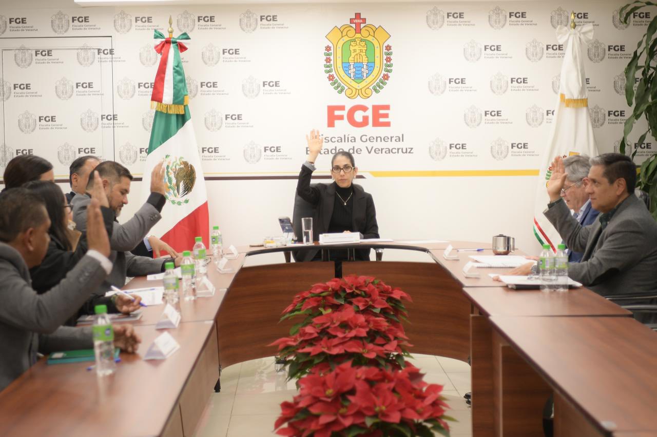 FISCAL GENERAL ENCABEZA LA 2ª SESIÓN ORDINARIA DE LA COMISIÓN DE HONOR Y JUSTICIA.