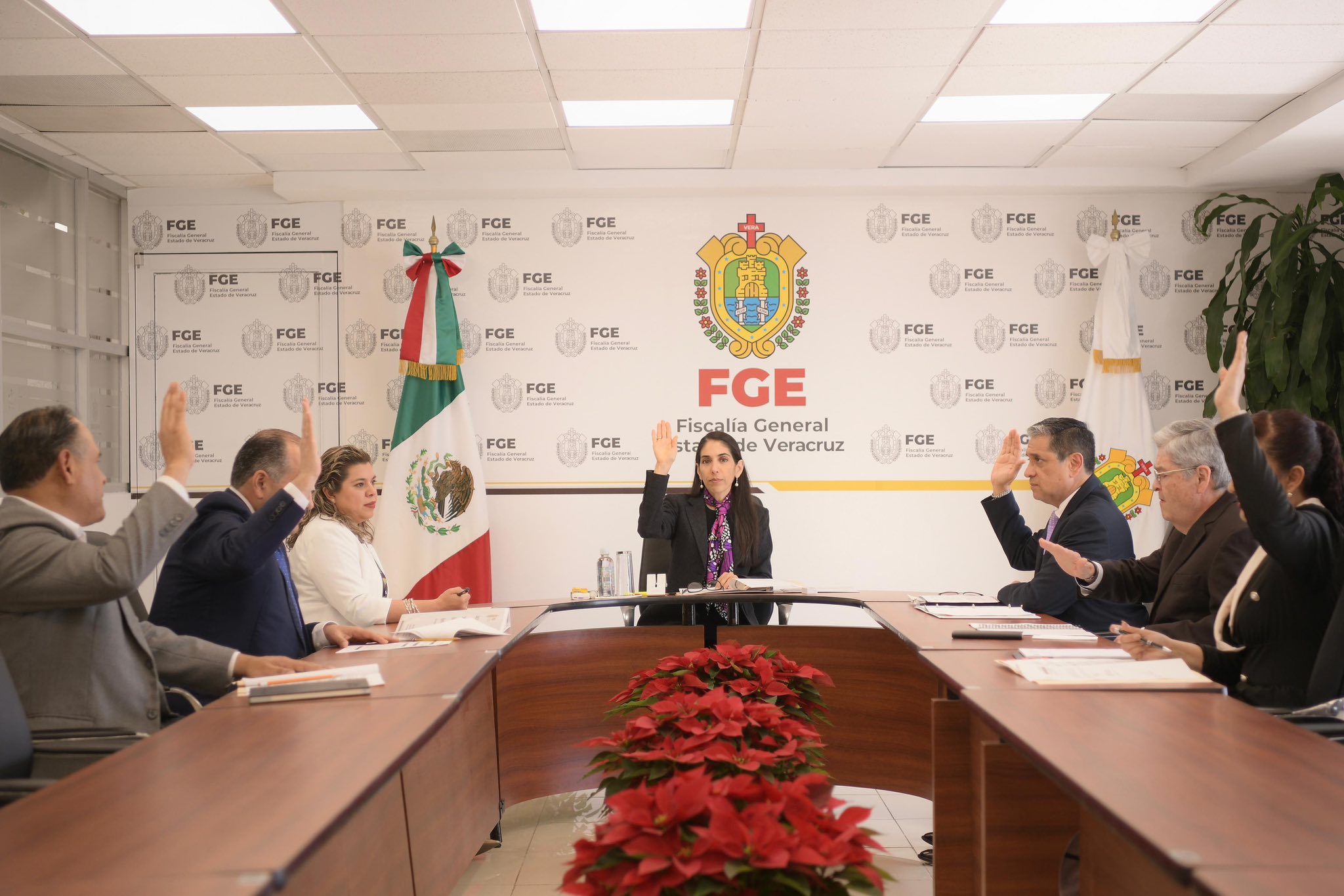FISCAL GENERAL PRESIDE LA DÉCIMA SESIÓN EXTRAORDINARIA DEL ÓRGANO DE GOBIERNO.