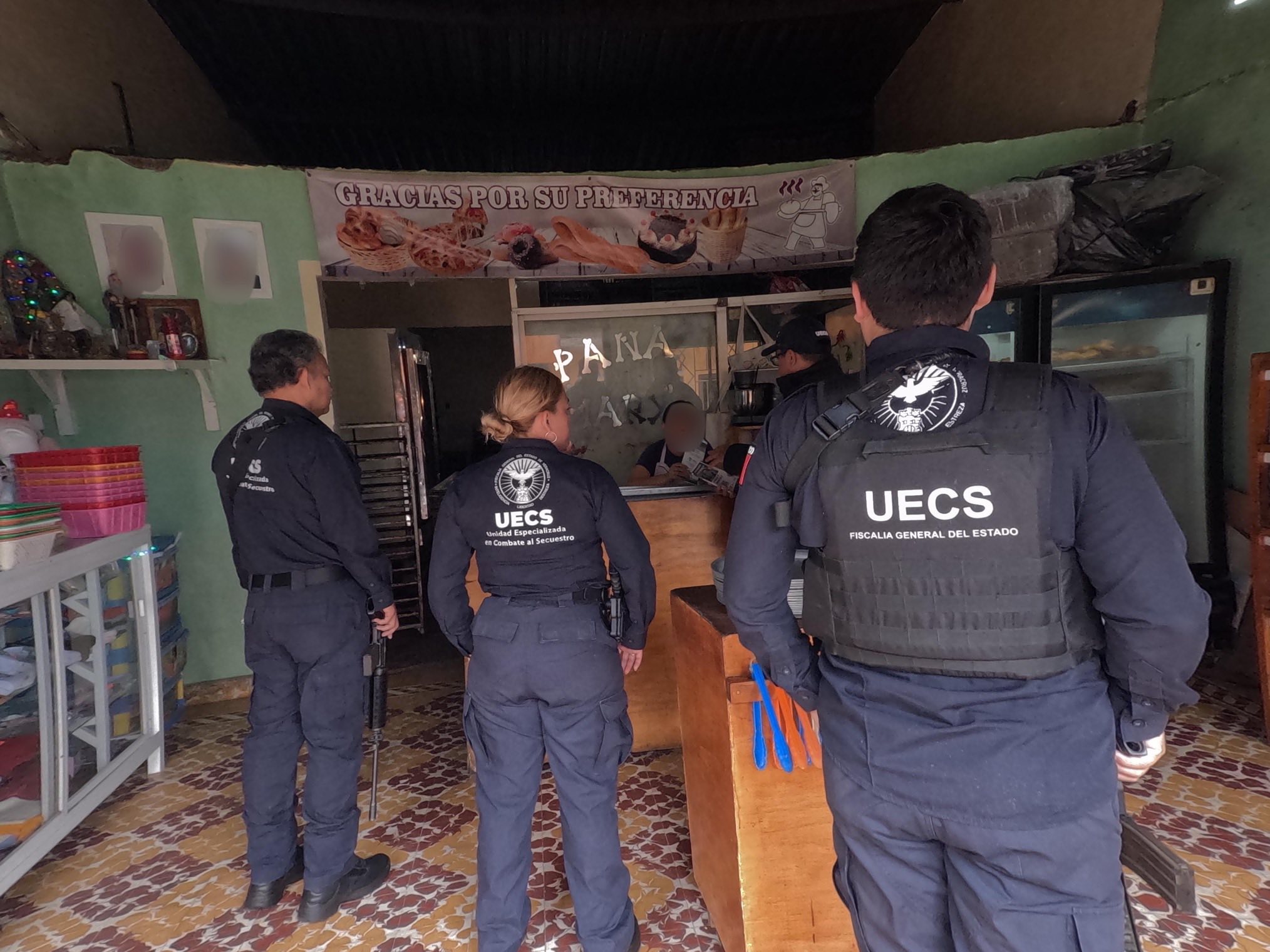 UECS ENTREGA MATERIAL ILUSTRATIVO E INFORMATIVO SOBRE LA PREVENVIÓN DEL ENGAÑO TELEFÓNICO Y LA EXTORSIÓN