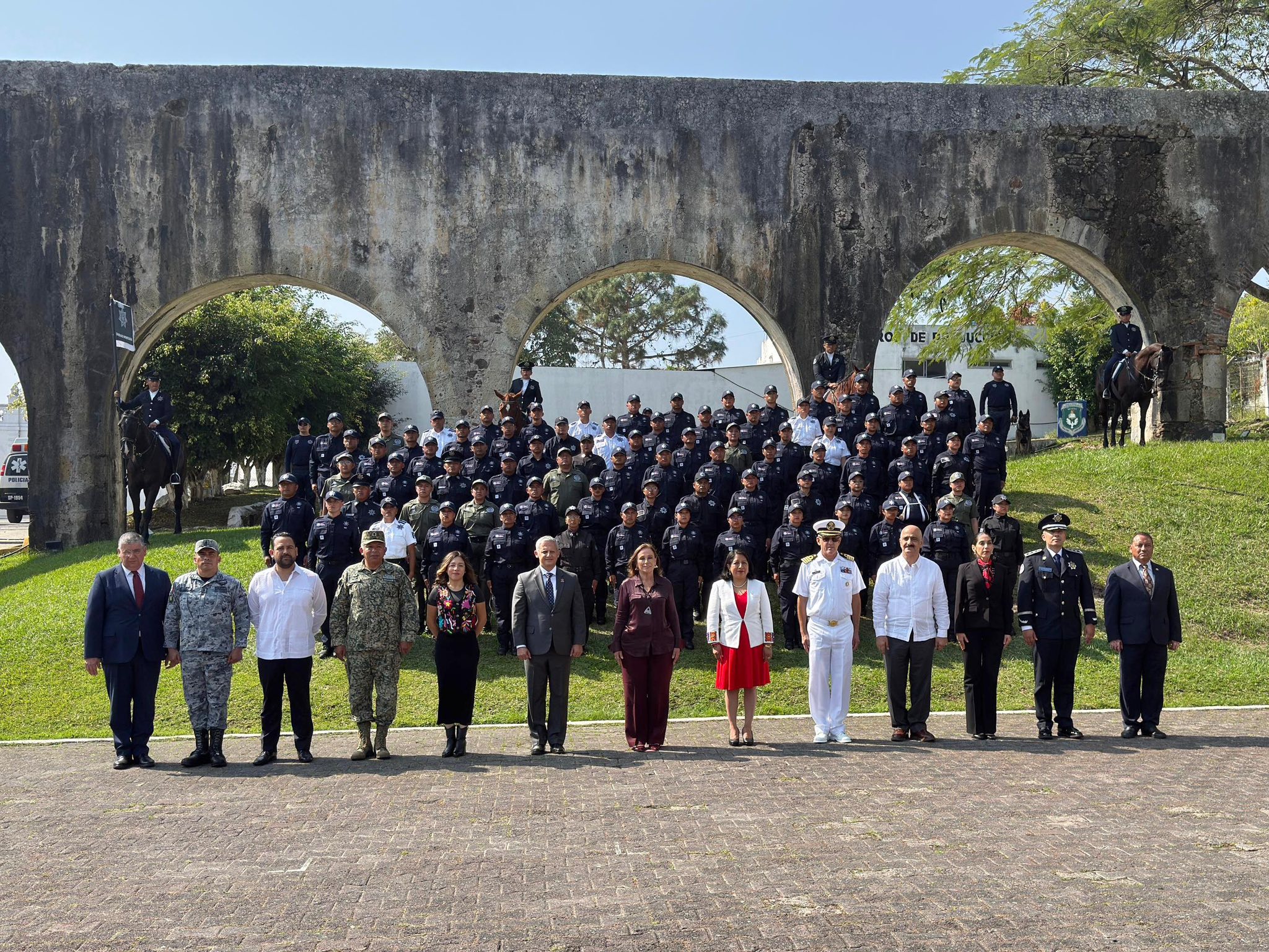 FISCAL GENERAL ASISTE A LA CEREMONIA DE GRADUACIÓN EN EL CEIS.