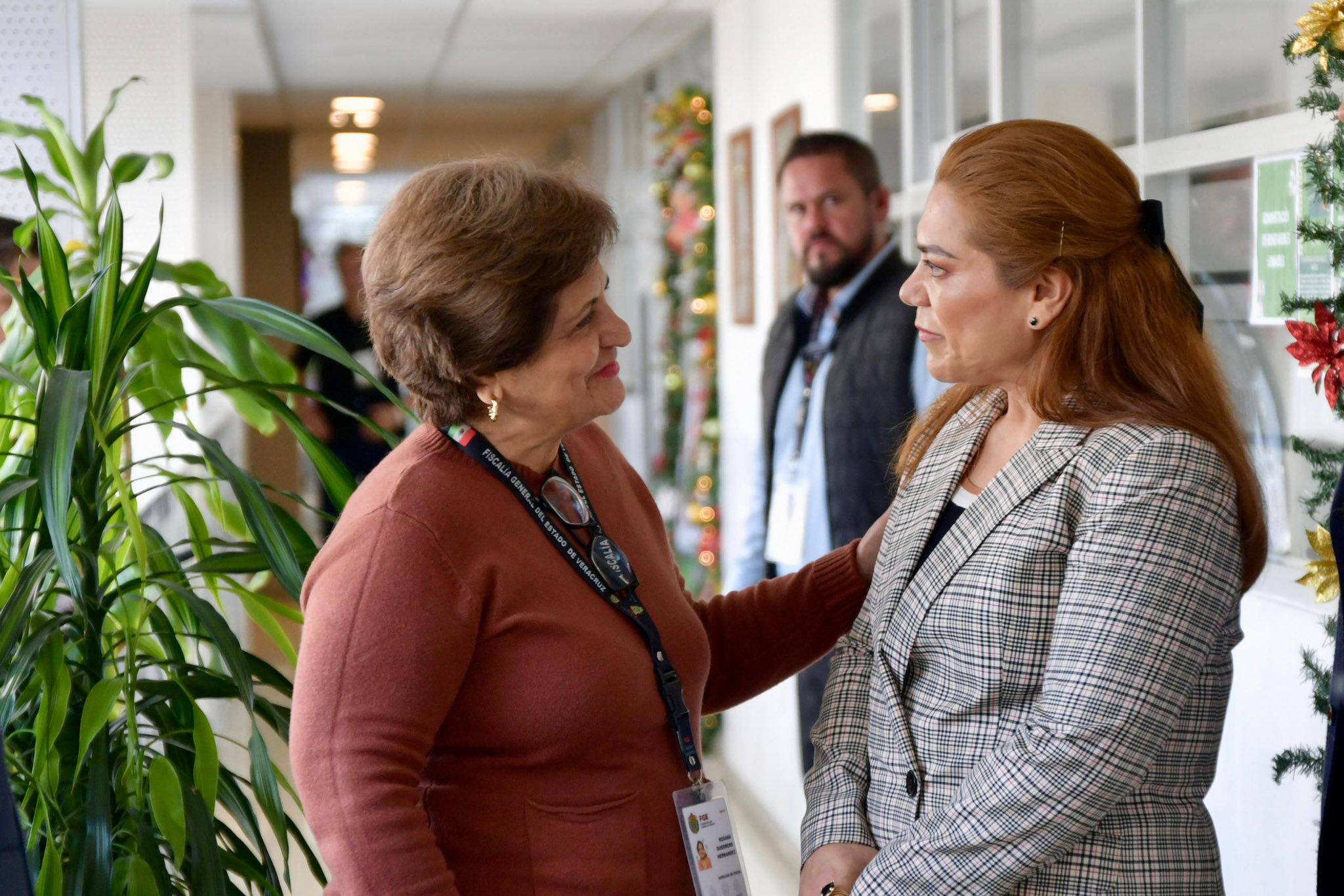 Realiza la Fiscal General del Estado un recorrido institucional