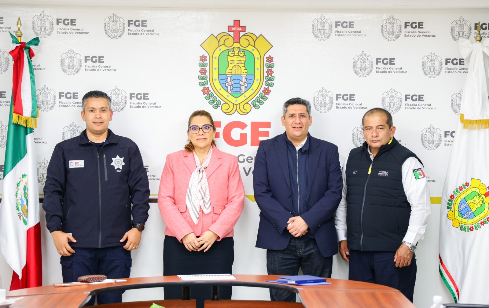 Fiscal General de Veracruz participa en reunión estratégica de procuración de justicia con autoridades de Oaxaca