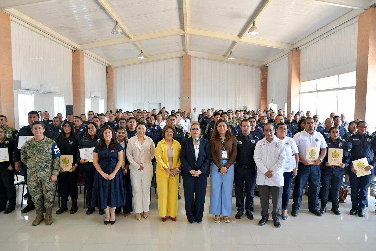 𝗙𝗶𝘀𝗰𝗮𝗹 𝗚𝗲𝗻𝗲𝗿𝗮𝗹 𝗱𝗲𝗹 𝗘𝘀𝘁𝗮𝗱𝗼 𝗮𝘀𝗶𝘀𝘁𝗲 𝗮 𝗰𝗹𝗮𝘂𝘀𝘂𝗿𝗮 𝗱𝗲 𝗷𝗼𝗿𝗻𝗮𝗱𝗮 𝗱𝗲 𝗰𝗮𝗽𝗮𝗰𝗶𝘁𝗮𝗰𝗶𝗼́𝗻 𝗱𝗶𝗿𝗶𝗴𝗶𝗱𝗮 𝗮 𝗽𝗼𝗹𝗶𝗰𝗶́𝗮𝘀 𝗺𝘂𝗻𝗶𝗰𝗶𝗽𝗮𝗹𝗲𝘀