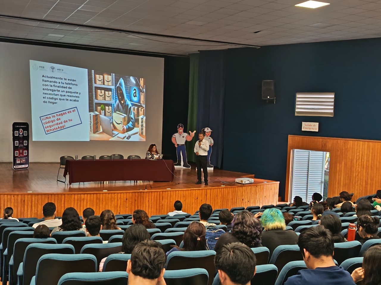 UECS imparte pláticas preventivas relacionadas al engaño telefónico