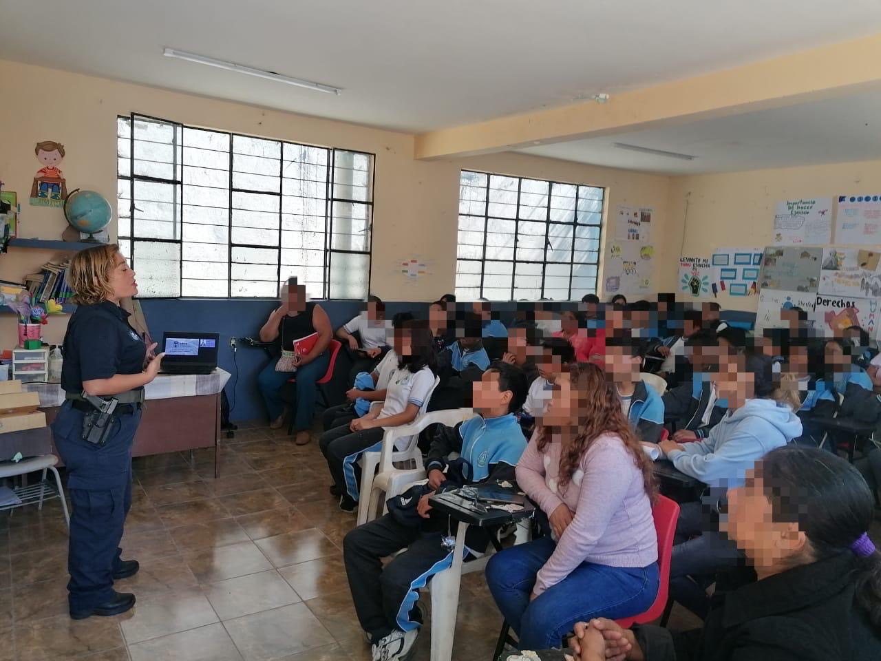 𝗨𝗘𝗖𝗦 𝗶𝗺𝗽𝗮𝗿𝘁𝗲 𝗽𝗹𝗮́𝘁𝗶𝗰𝗮 𝗽𝗿𝗲𝘃𝗲𝗻𝘁𝗶𝘃𝗮 𝗿𝗲𝗹𝗮𝗰𝗶𝗼𝗻𝗮𝗱𝗮 𝗮𝗹 𝗲𝗻𝗴𝗮𝗻̃𝗼 𝘁𝗲𝗹𝗲𝗳𝗼́𝗻𝗶𝗰𝗼 𝘆 𝗲𝘅𝘁𝗼𝗿𝘀𝗶𝗼́𝗻