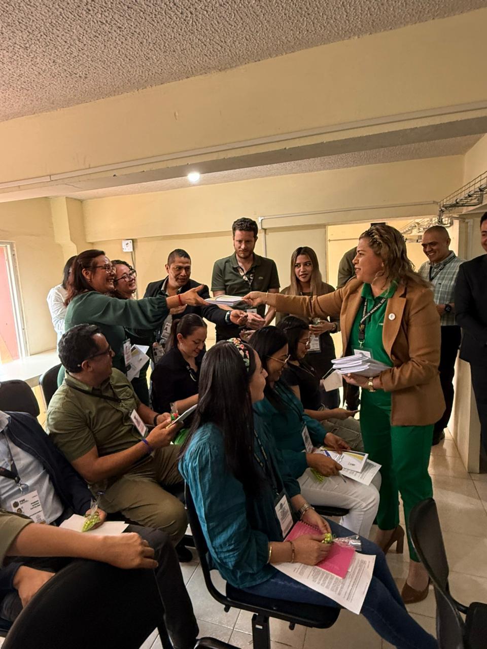 Contraloría General de la FGE promueve cultura de integridad en la Dirección General del Centro de Evaluación y Control de Confianza