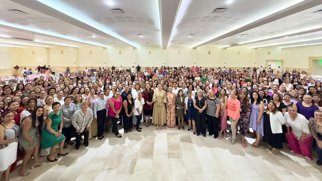 𝗔𝗺𝗼𝗿 𝘆 𝗱𝗲𝗱𝗶𝗰𝗮𝗰𝗶𝗼́𝗻 𝗱𝗲 𝗹𝗮𝘀 𝗺𝗮𝗱𝗿𝗲𝘀 𝘁𝗿𝗮𝗯𝗮𝗷𝗮𝗱𝗼𝗿𝗮𝘀 𝗱𝗲 𝗹𝗮 𝗙𝗶𝘀𝗰𝗮𝗹𝗶́𝗮, 𝗲𝗷𝗲𝗺𝗽𝗹𝗼 𝗱𝗲 𝗰𝗼𝗺𝗽𝗿𝗼𝗺𝗶𝘀𝗼 𝘆 𝘃𝗼𝗰𝗮𝗰𝗶𝗼́𝗻 𝗱𝗲 𝘀𝗲𝗿𝘃𝗶𝗰𝗶𝗼: 𝗙𝗶𝘀𝗰𝗮𝗹 𝗚𝗲𝗻𝗲𝗿𝗮𝗹