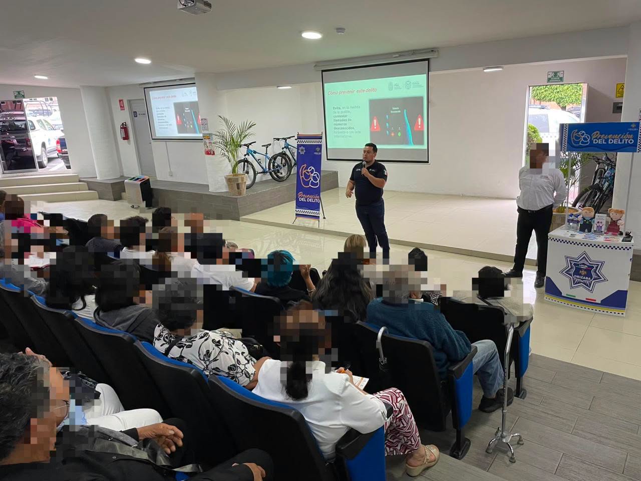 𝗨𝗘𝗖𝗦 𝗰𝗮𝗽𝗮𝗰𝗶𝘁𝗮 𝗮 𝗽𝗲𝗿𝘀𝗼𝗻𝗮𝗹 𝗱𝗲 𝘀𝗲𝗰𝘁𝗼𝗿 𝗰𝗼𝗺𝗲𝗿𝗰𝗶𝗮𝗹 𝗱𝗲 𝗢𝗿𝗶𝘇𝗮𝗯𝗮 𝘀𝗼𝗯𝗿𝗲 𝗲𝘅𝘁𝗼𝗿𝘀𝗶𝗼́𝗻 𝘆 𝗲𝗻𝗴𝗮𝗻̃𝗼 𝘁𝗲𝗹𝗲𝗳𝗼́𝗻𝗶𝗰𝗼