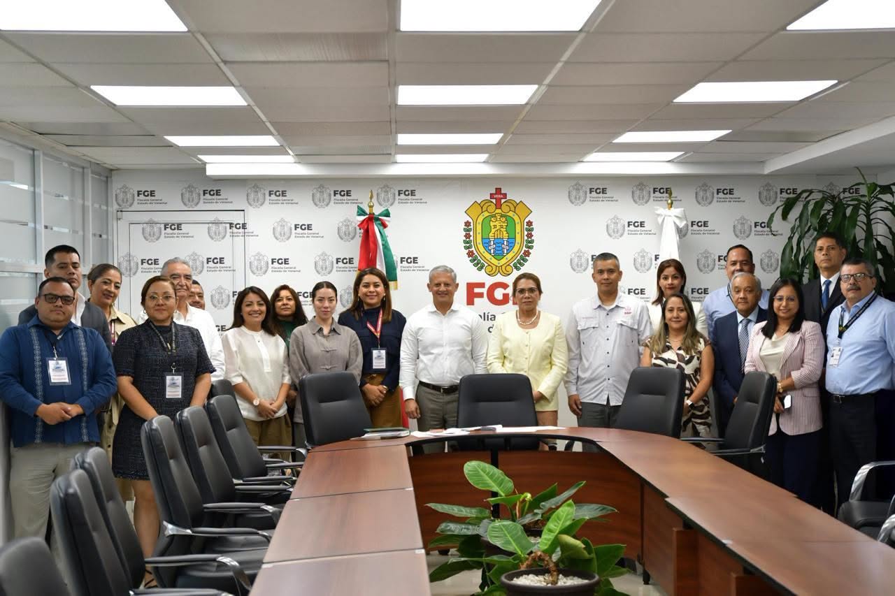 𝗙𝗼𝗿𝘁𝗮𝗹𝗲𝗰𝗲 𝗙𝗶𝘀𝗰𝗮𝗹 𝗚𝗲𝗻𝗲𝗿𝗮𝗹 𝗰𝗼𝗼𝗿𝗱𝗶𝗻𝗮𝗰𝗶𝗼́𝗻 𝗶𝗻𝘁𝗲𝗿𝗶𝗻𝘀𝘁𝗶𝘁𝘂𝗰𝗶𝗼𝗻𝗮𝗹 𝗰𝗼𝗻 𝗹𝗮 𝗦𝗦𝗣 𝗽𝗮𝗿𝗮 𝗰𝗼𝗻𝘀𝗼𝗹𝗶𝗱𝗮𝗿 𝗮𝗰𝗰𝗶𝗼𝗻𝗲𝘀 𝗲𝗻 𝗺𝗮𝘁𝗲𝗿𝗶𝗮 𝗱𝗲 𝘀𝗲𝗴𝘂𝗿𝗶𝗱𝗮𝗱 𝘆 𝗽𝗿𝗼𝗰𝘂𝗿𝗮𝗰𝗶𝗼́𝗻 𝗱𝗲 𝗷𝘂𝘀𝘁𝗶𝗰𝗶𝗮